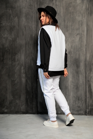 Жилет женский 7006 белый